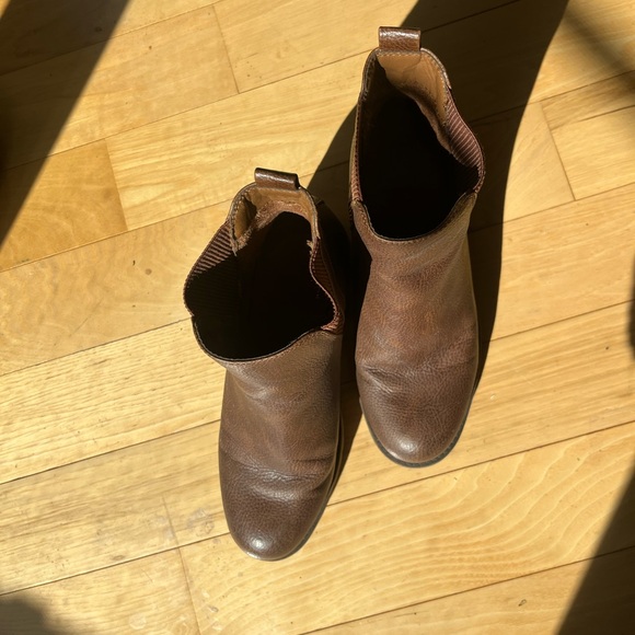 Brown Ankle Boots - Picture 4 of 5